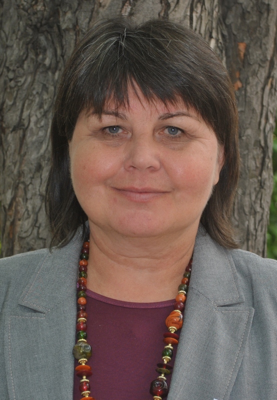 dr. Molnár Mária
